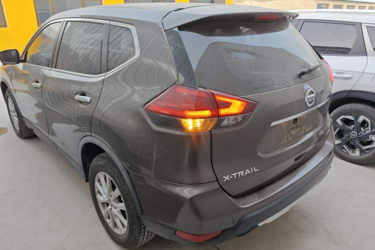 Used Nissan X-Trail 2019 2.0L CVT Smart Connect Comfort Edition 2WD Trunk