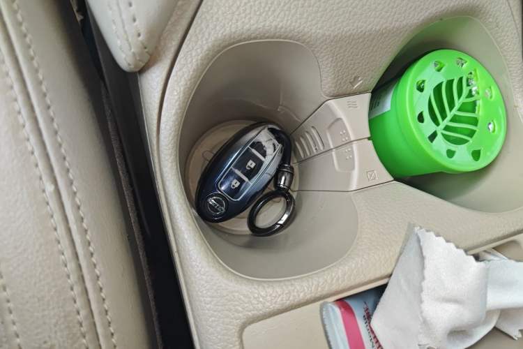Used Nissan X-Trail 2019 2.0L CVT Smart Connect Comfort Edition 2WD Vehicle Key