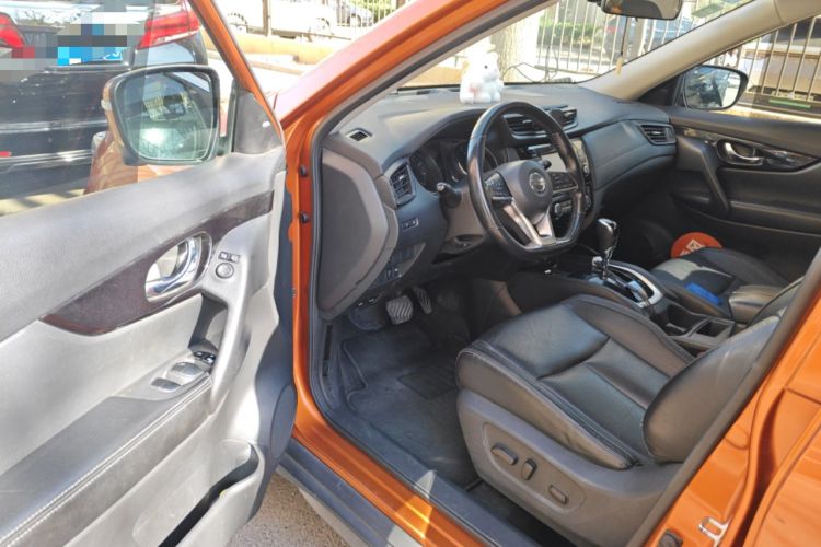 Used Nissan X-Trail 2019 2.0L CVT Comfort Edition 2WD Driver Seat