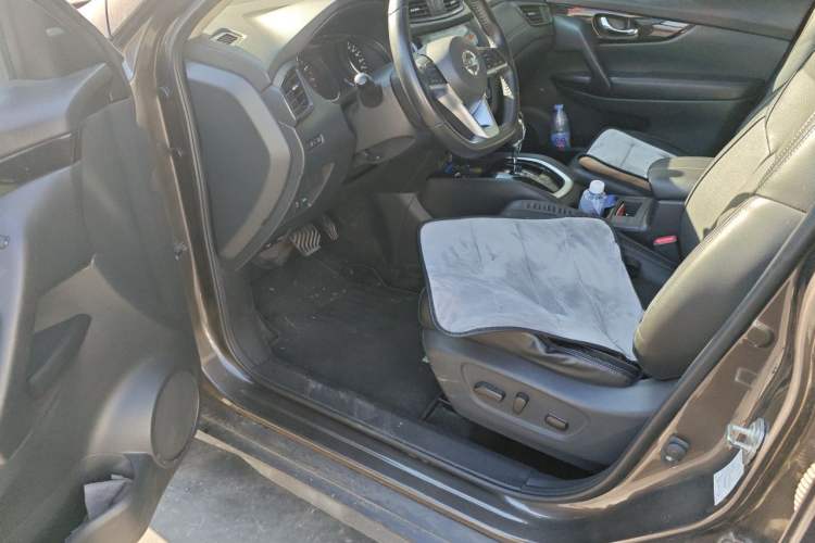Used Nissan X-Trail 2019 2.0L CVT Smart Connect Comfort Edition 2WD Driver Seat