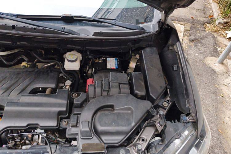 Used Nissan X-Trail 2019 2.0L CVT Smart Connect Comfort Edition 2WD Engine Bay Left