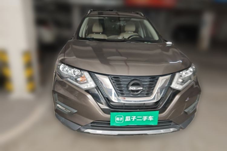 Used Nissan X-Trail 2019 2.0L CVT Smart Connect Comfort Edition 2WD Front Right 45 Deg