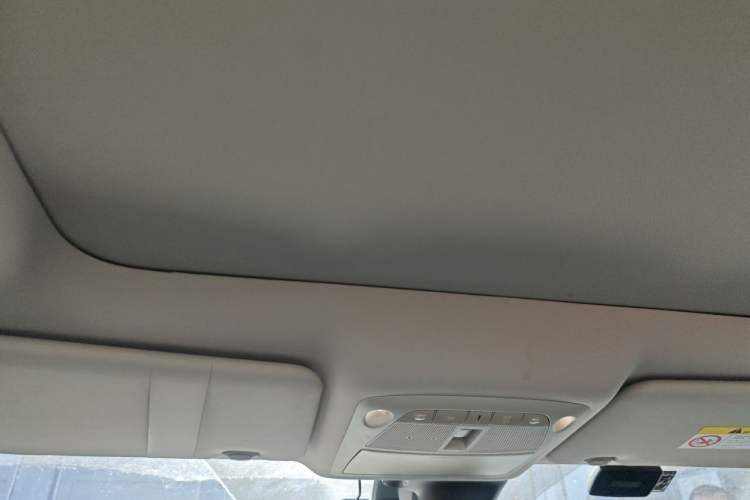 Used Nissan X-Trail 2019 2.0L CVT Smart Connect Comfort Edition 2WD Headliner