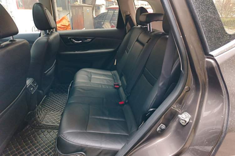 Used Nissan X-Trail 2019 2.0L CVT Smart Connect Comfort Edition 2WD Left Rear Seat