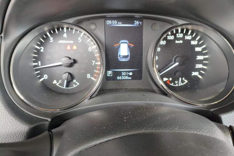 Used Nissan X-Trail 2019 2.0L CVT Smart Connect Comfort Edition 2WD Odometer Close Up