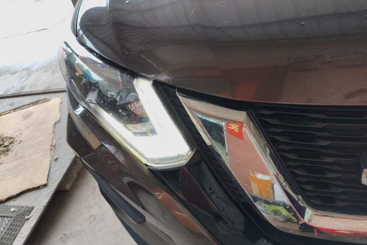 Used Nissan X-Trail 2019 2.0L CVT Smart Connect Comfort Edition 2WD Right Front Headlight