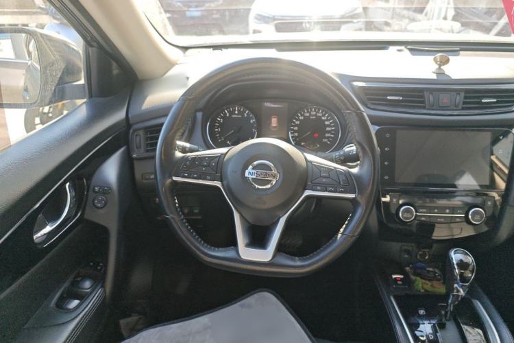 Used Nissan X-Trail 2019 2.0L CVT Smart Connect Comfort Edition 2WD Steering Wheel