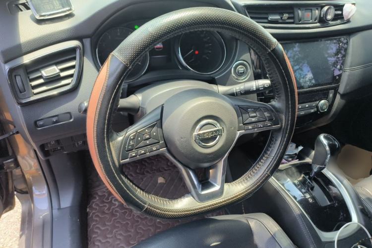 Used Nissan X-Trail 2019 2.0L CVT Smart Connect Comfort Edition 2WD Steering Wheel