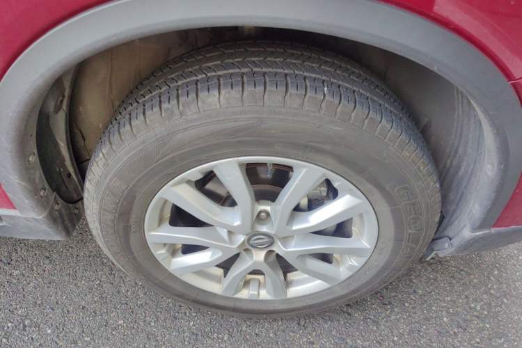 Used Nissan X-Trail 2019 2.0L CVT Smart Connect Comfort Edition 2WD Right Front Wheel Hub