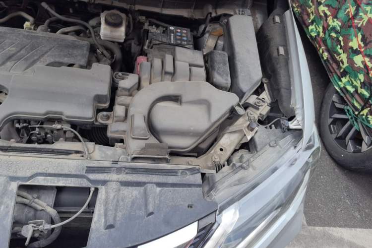 Used Nissan X-Trail 2019 2.0L CVT Smart Connect Comfort Edition 2WD Engine Bay Left