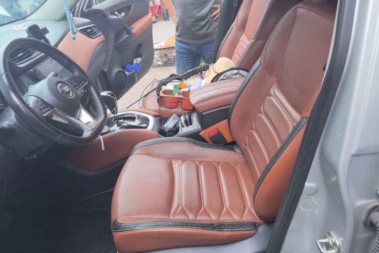 Used Nissan X-Trail 2019 2.0L CVT Smart Connect Comfort Edition 2WD Left Front Seat