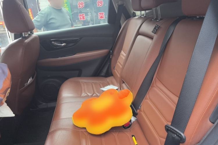 Used Nissan X-Trail 2019 2.0L CVT Smart Connect Comfort Edition 2WD Left Rear Seat