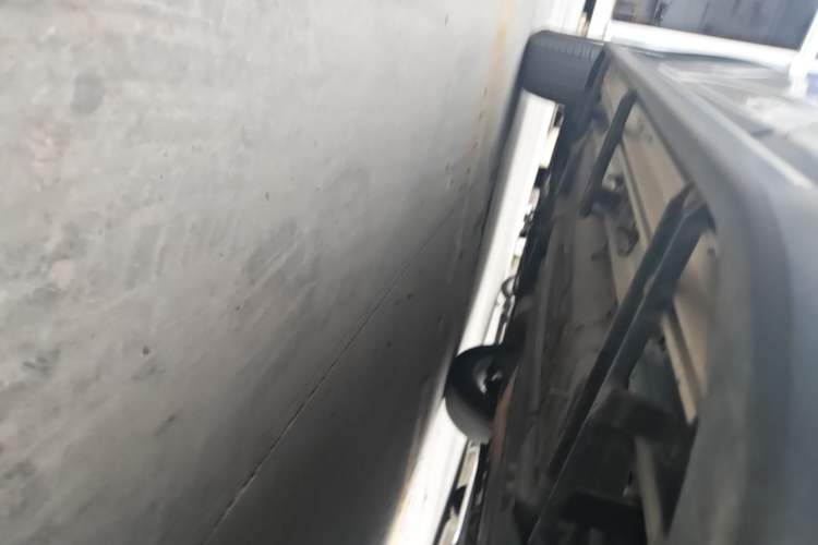 Used Nissan X-Trail 2019 2.0L CVT Smart Connect Comfort Edition 2WD Left Side Sill