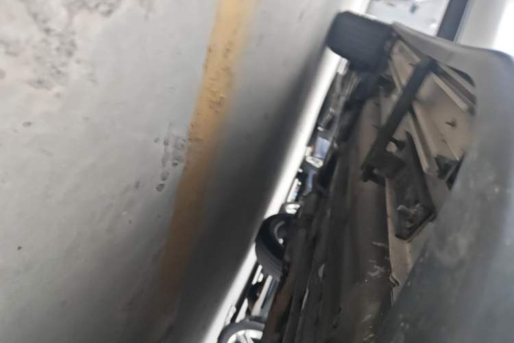 Used Nissan X-Trail 2019 2.0L CVT Smart Connect Comfort Edition 2WD Right Side Sill