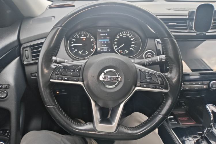 Used Nissan X-Trail 2019 2.0L CVT Smart Connect Comfort Edition 2WD Steering Wheel
