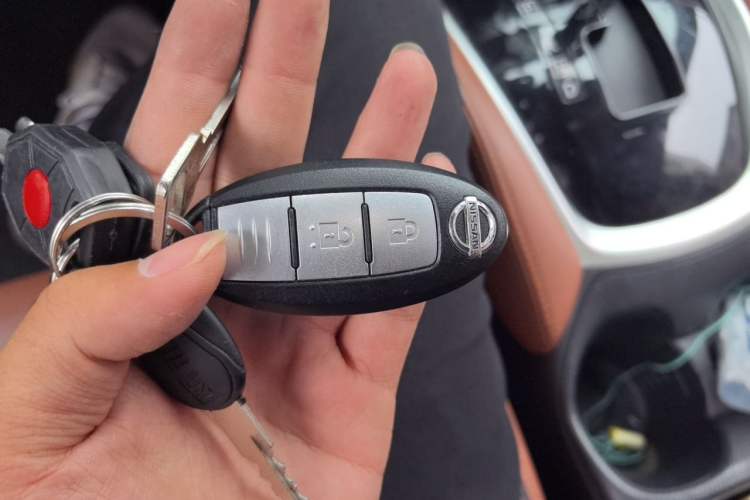 Used Nissan X-Trail 2019 2.0L CVT Smart Connect Comfort Edition 2WD Vehicle Key