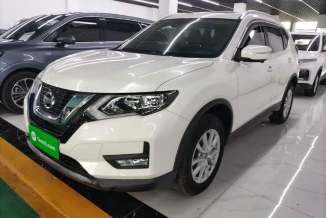 Używany Nissan X-Trail 2019 2.0L CVT Smart Connect Comfort Edition 2WD