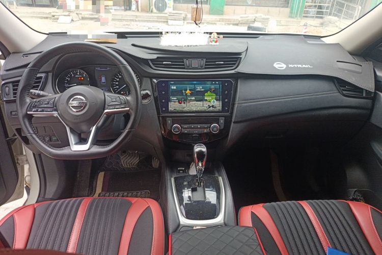 Used Nissan X-Trail 2019 2.0L CVT Smart Connect Comfort Edition 2WD Center Console