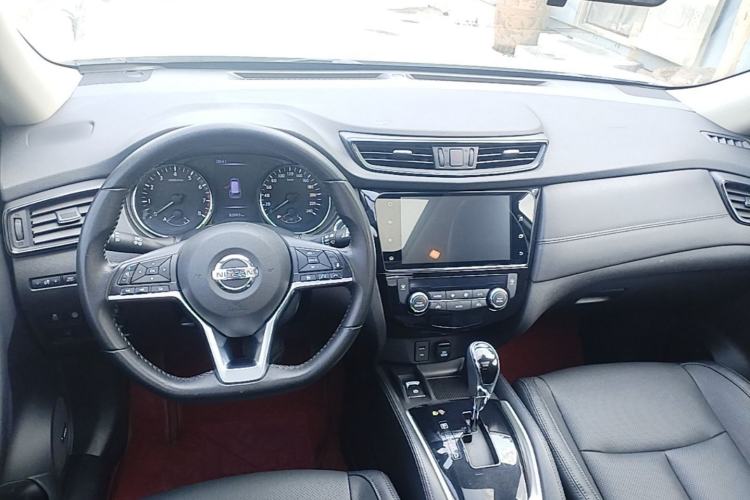 Used Nissan X-Trail 2019 2.5L CVT Smart Connect Luxury Edition 4WD Center Console