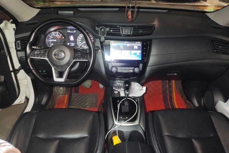 Used Nissan X-Trail 2019 2.0L CVT Smart Connect Comfort Edition 2WD Center Console