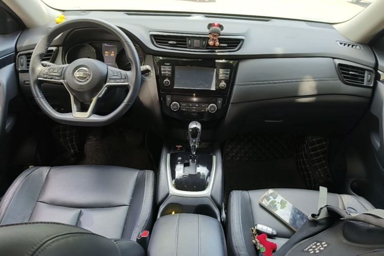 Used Nissan X-Trail 2019 2.0L CVT Comfort Edition 2WD Center Console