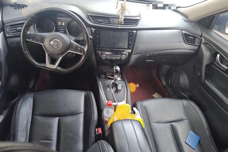 Used Nissan X-Trail 2019 2.0L CVT Smart Connect Comfort Edition 2WD Center Console