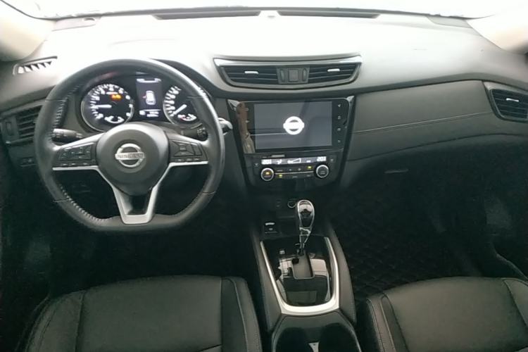 Used Nissan X-Trail 2019 2.0L CVT Smart Connect Comfort Edition 2WD Center Console