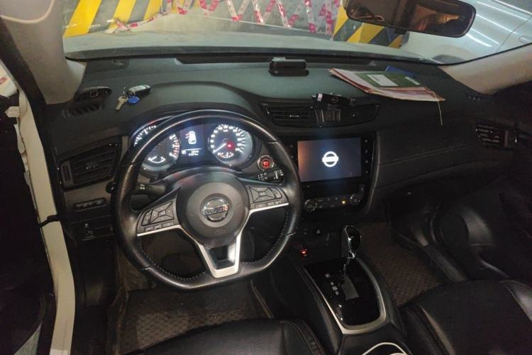 Used Nissan X-Trail 2019 2.0L CVT Smart Connect Comfort Edition 2WD Center Console