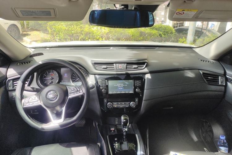 Used Nissan X-Trail 2019 2.0L CVT Comfort Edition 2WD Center Console