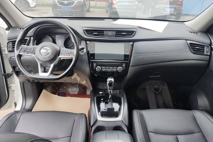 Used Nissan X-Trail 2019 2.0L CVT Smart Connect Comfort Edition 2WD Center Console