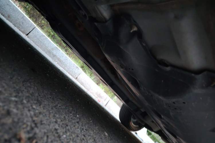 Used Nissan X-Trail 2019 2.0L CVT Smart Connect Comfort Edition 2WD Chassis Front Left
