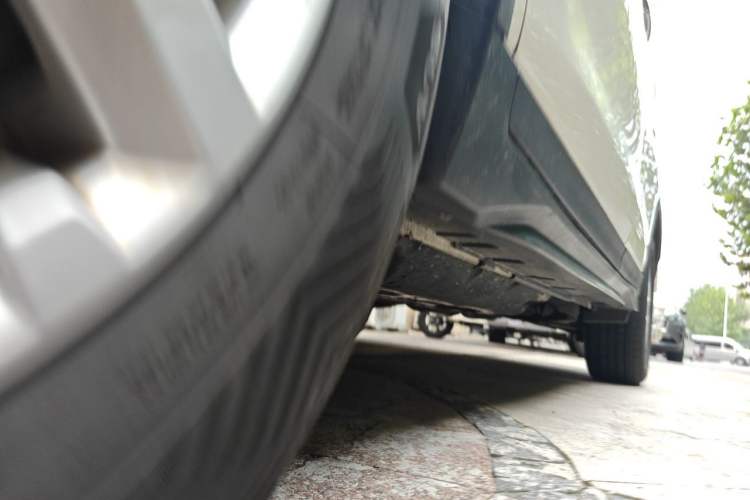 Used Nissan X-Trail 2019 2.0L CVT Smart Connect Comfort Edition 2WD Chassis Front Left