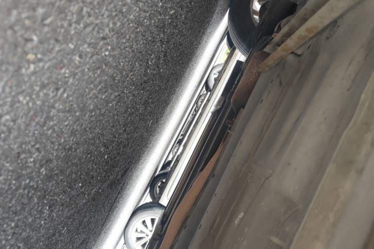 Used Nissan X-Trail 2019 2.0L CVT Comfort Edition 2WD Chassis Front Left