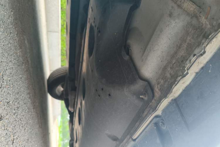 Used Nissan X-Trail 2019 2.0L CVT Smart Connect Comfort Edition 2WD Chassis Front Left