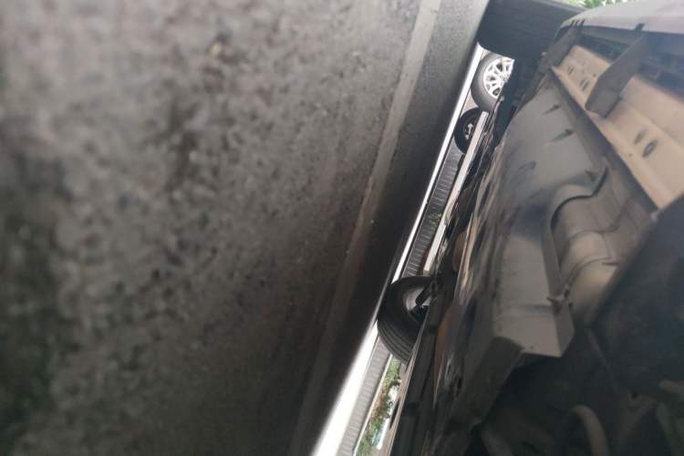 Used Nissan X-Trail 2019 2.5L CVT Smart Connect Luxury Edition 4WD Chassis Rear Left