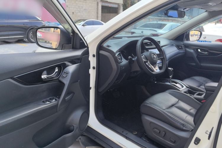 Used Nissan X-Trail 2019 2.0L CVT Smart Connect Comfort Edition 2WD Driver Seat