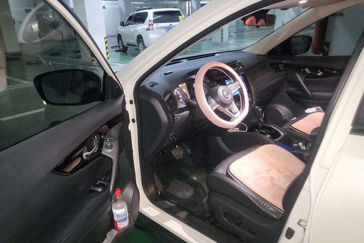 Used Nissan X-Trail 2019 2.0L CVT Comfort Edition 2WD Driver Seat
