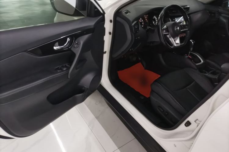 Used Nissan X-Trail 2019 2.0L CVT Smart Connect Comfort Edition 2WD Driver Seat