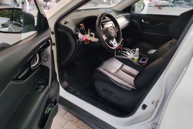 Used Nissan X-Trail 2019 2.0L CVT Comfort Edition 2WD Driver Seat