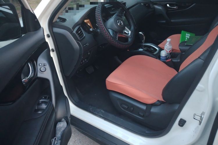 Used Nissan X-Trail 2019 2.0L CVT Smart Connect Comfort Edition 2WD Driver Seat