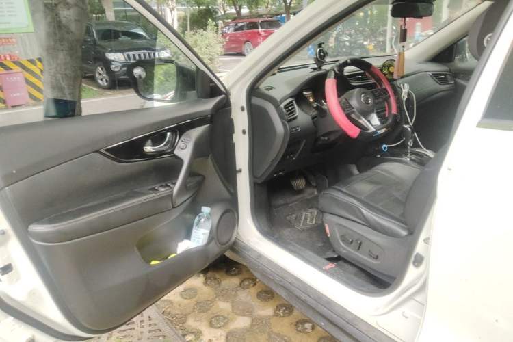 Used Nissan X-Trail 2019 2.0L CVT Comfort Edition 2WD Driver Seat