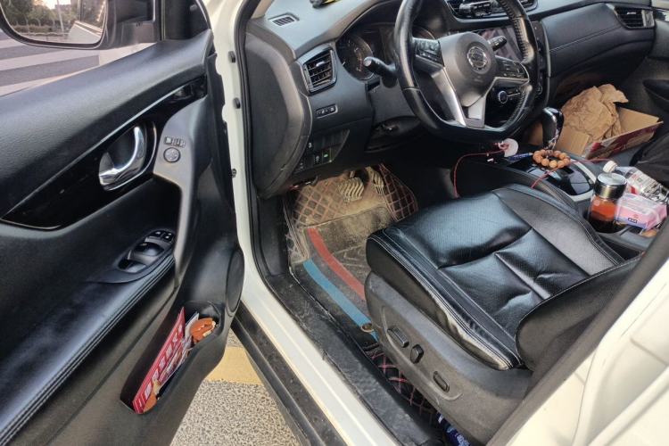 Used Nissan X-Trail 2019 2.0L CVT Smart Connect Comfort Edition 2WD Driver Seat