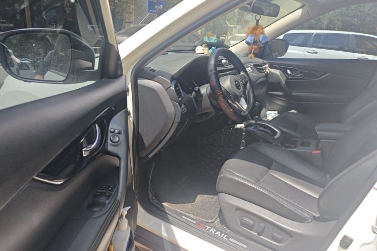 Used Nissan X-Trail 2019 2.0L CVT Comfort Edition 2WD Driver Seat