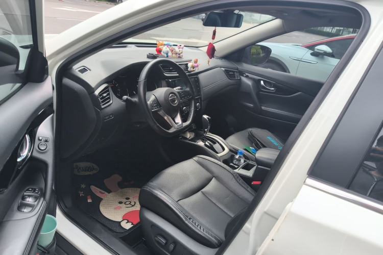 Used Nissan X-Trail 2019 2.0L CVT Smart Connect Comfort Edition 2WD Driver Seat