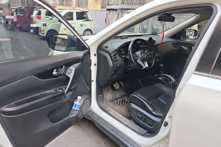 Used Nissan X-Trail 2019 2.0L CVT Smart Connect Comfort Edition 2WD Driver Seat