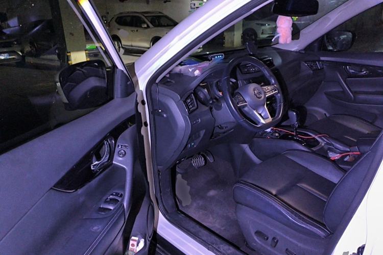 Used Nissan X-Trail 2019 2.0L CVT SmartConnect 7-Seater Comfort Edition 2WD Driver Seat