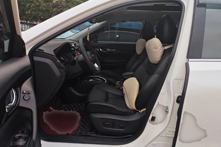 Used Nissan X-Trail 2019 2.5L CVT Smart Connect Luxury Edition 4WD Driver Seat