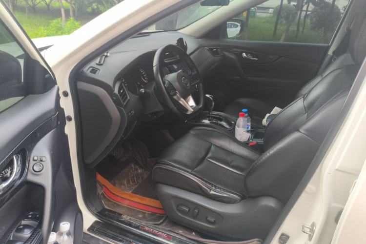 Used Nissan X-Trail 2019 2.0L CVT Smart Connect Comfort Edition 2WD Driver Seat