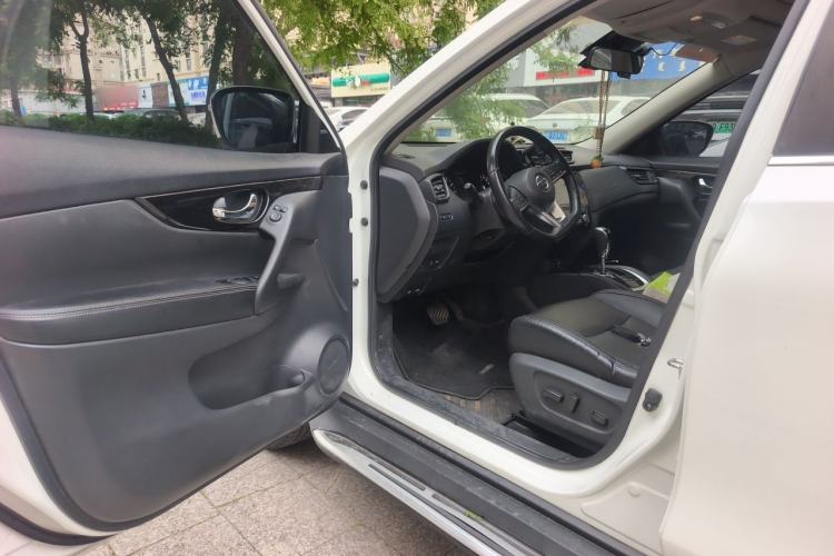 Used Nissan X-Trail 2019 2.0L CVT Comfort Edition 2WD Driver Seat