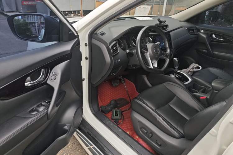 Used Nissan X-Trail 2019 2.0L CVT Smart Connect Comfort Edition 2WD Driver Seat